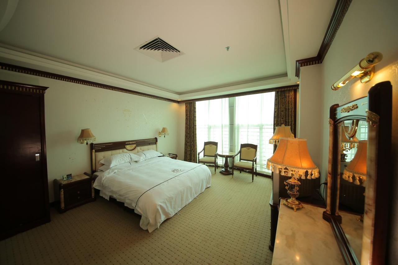 W.Y. Lera Hotel Guangzhou Bagian luar foto