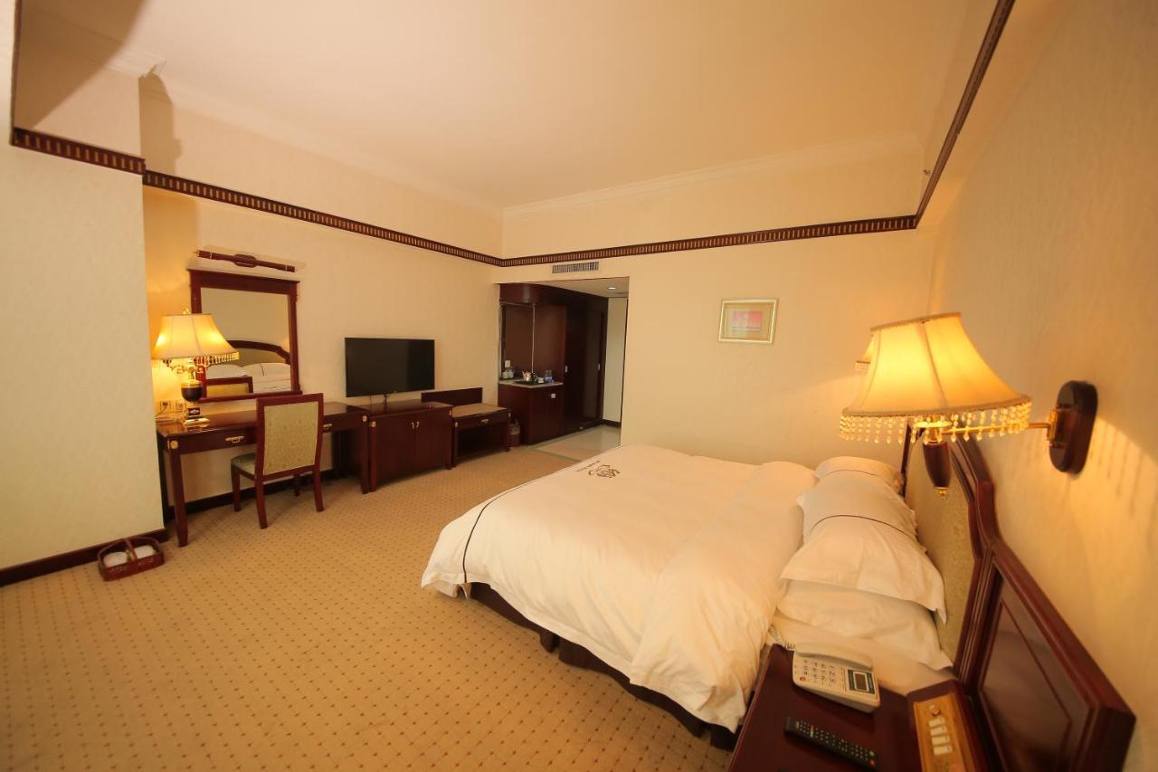 W.Y. Lera Hotel Guangzhou Bagian luar foto