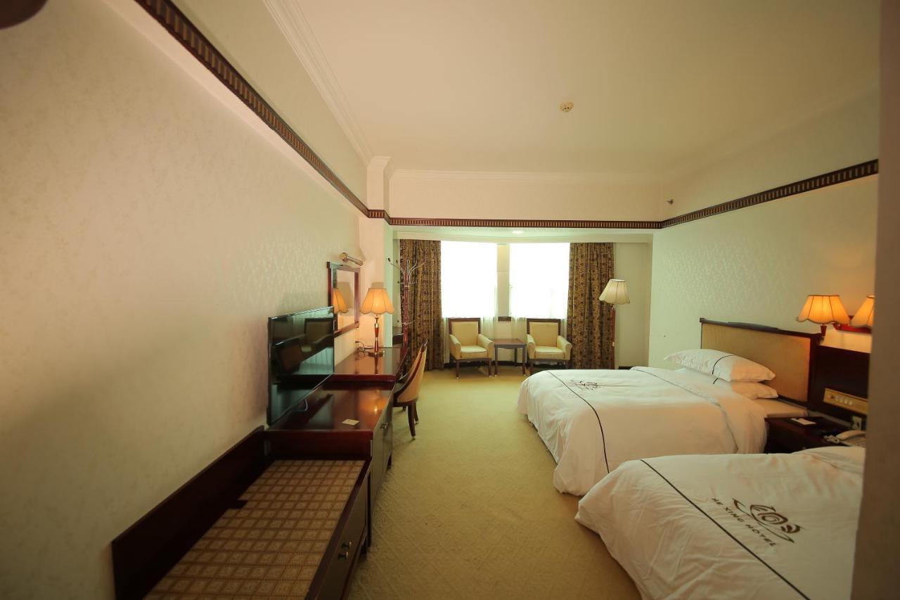 W.Y. Lera Hotel Guangzhou Bagian luar foto