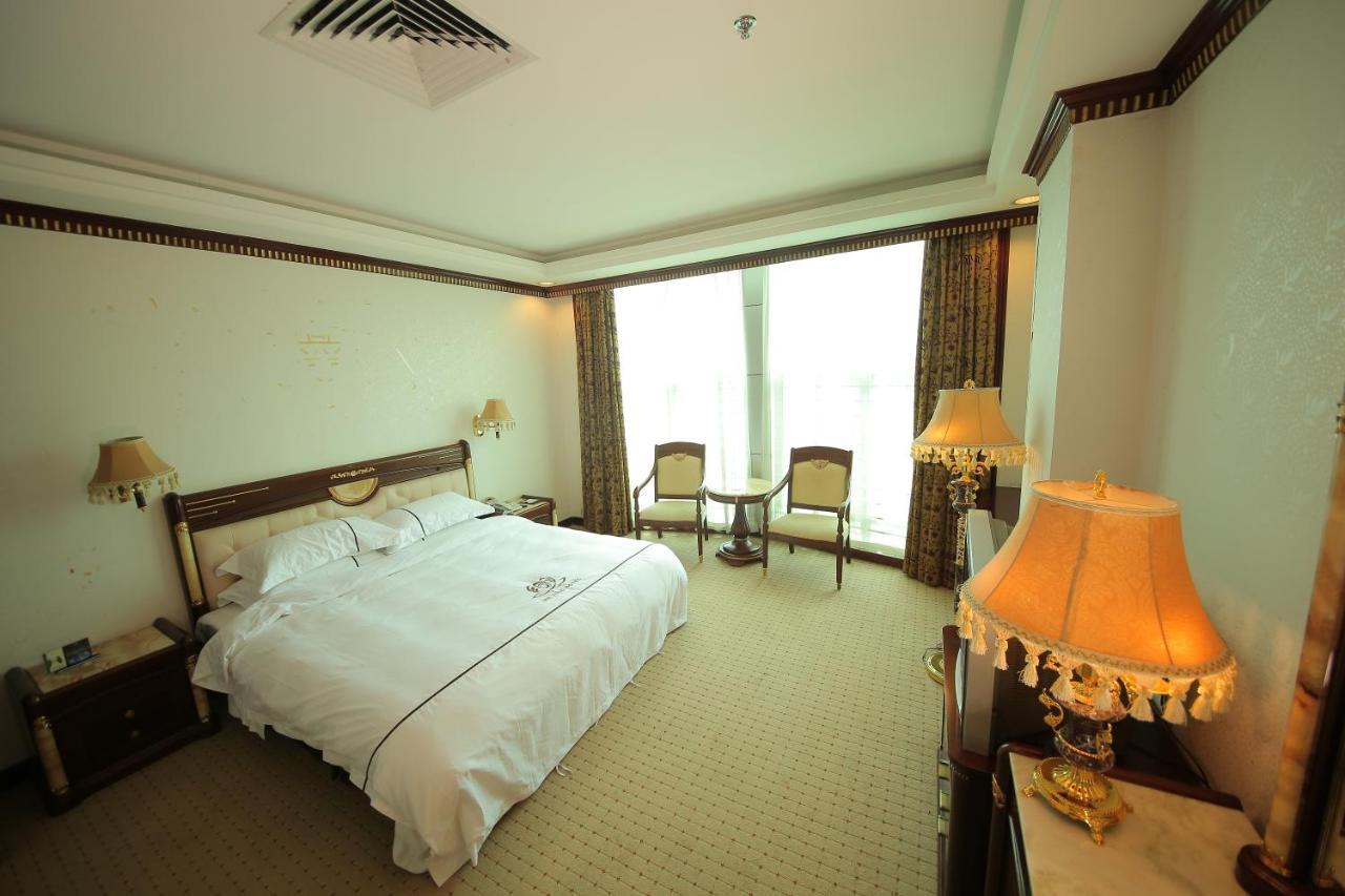 W.Y. Lera Hotel Guangzhou Bagian luar foto
